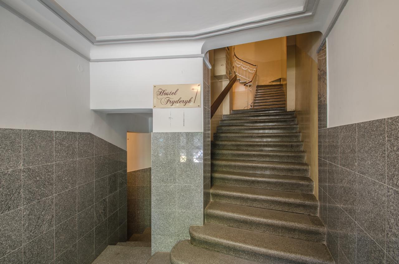 Aparthostel Fryderyk Krasków Exteriör bild